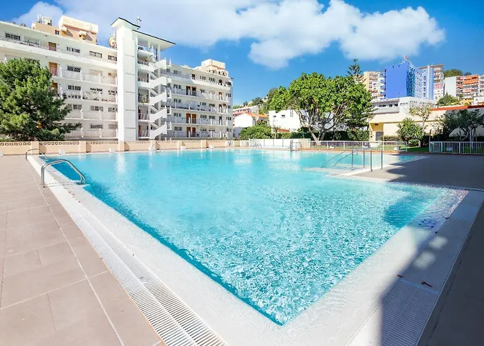 Carihuela Nucleo Cristal Torremolinos