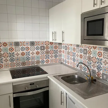 Carihuela Nucleo Cristal * Torremolinos